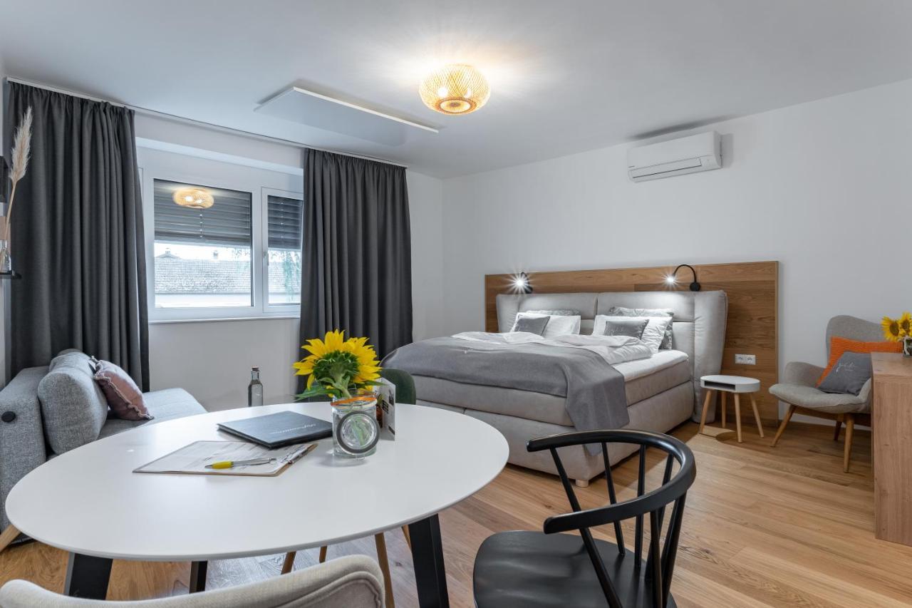 Apartments Galumbo - Bleiben & Geniessen Illmitz Bagian luar foto